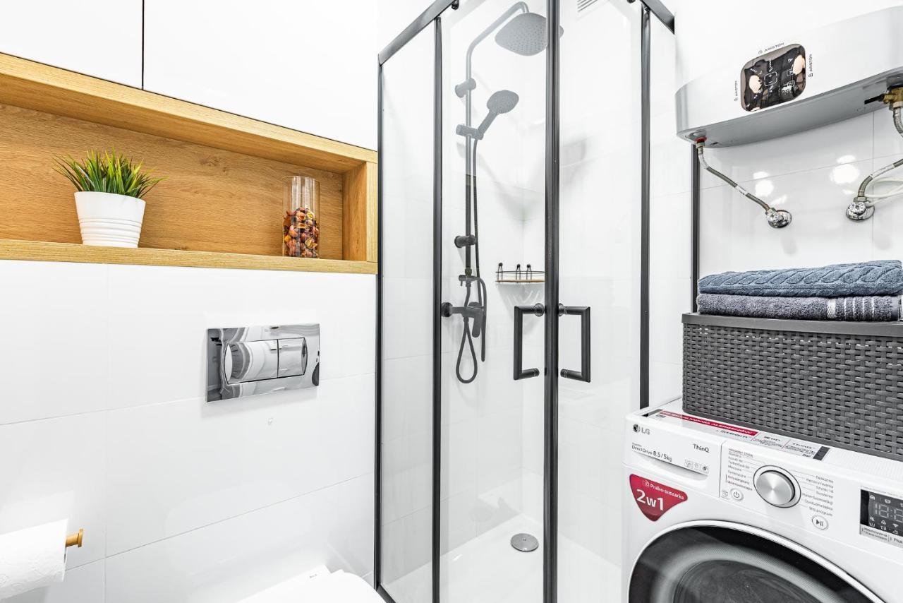 Apartment Frida Katowice Ligota Near Hospitals & Sum المظهر الخارجي الصورة